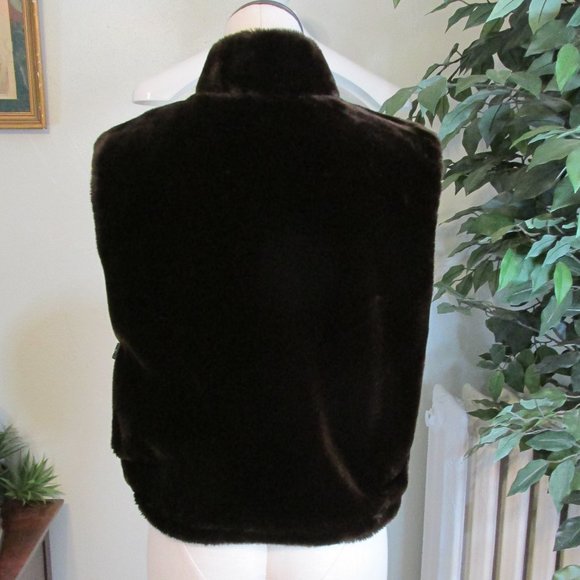 Faux Fur/ Brocade Reversible Vest - Picture 3 of 9